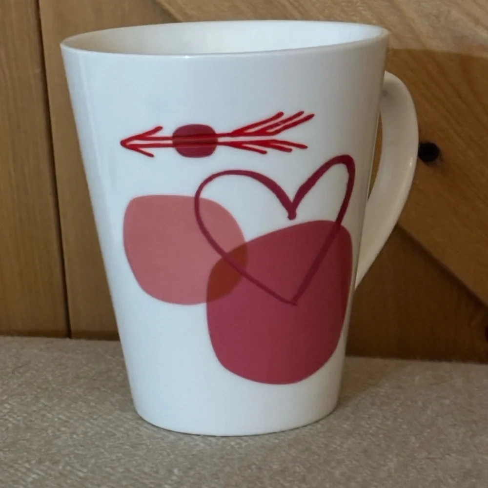 Retired Starbucks 2016 Valentine's Day Coffee Cup 12 oz